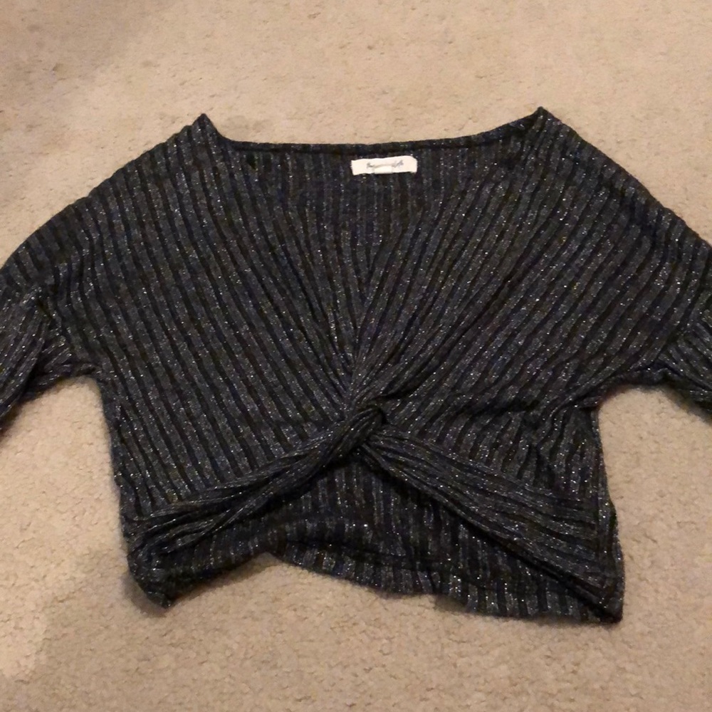 Black and silver crop top with a front twist knot